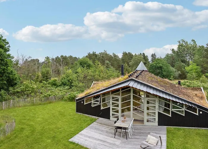Two-bedroom In * Strandby