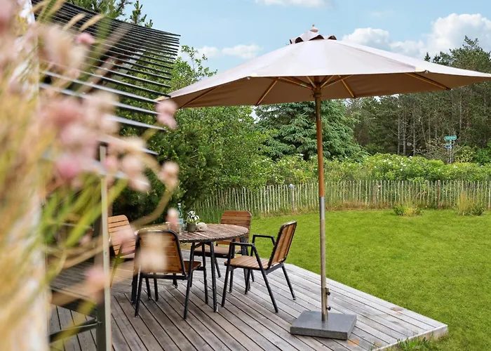Two-bedroom In Strandby